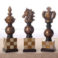 欧式彩绘国际象棋摆件家居装饰美式工艺品玄关电视柜样板间酒店会所装饰品三件套