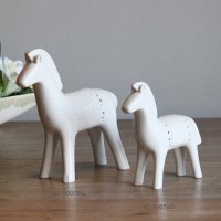 创意家居装饰品简约现代风格陶瓷可爱小动物摆件马客厅儿童房摆设