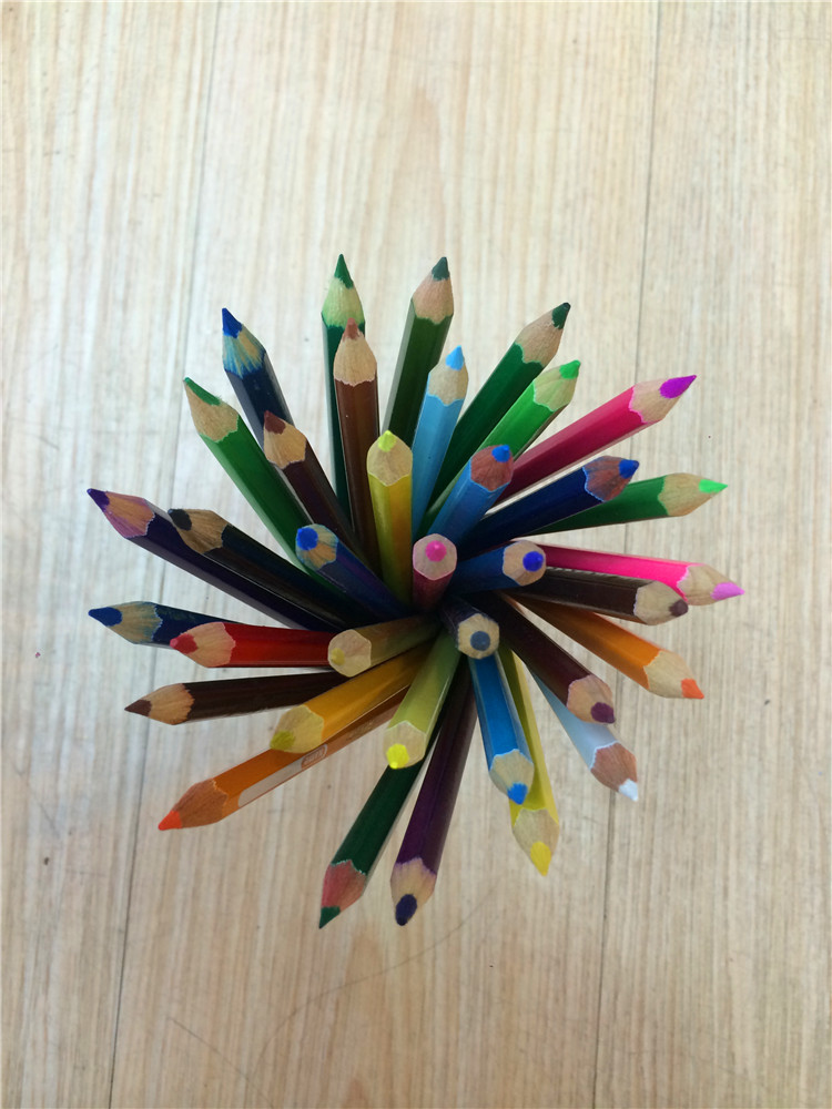 彩色铅笔，儿童绘画彩铅3