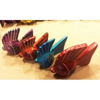 非洲手工多彩图案皂石卡通鱼造型摆件进口工艺品