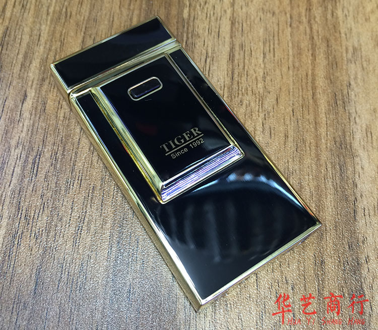 虎牌900B-01打火机2
