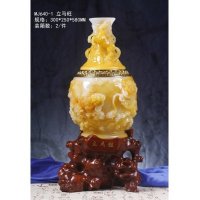 高档次的家居饰品花瓶摆件立马旺（黄）花瓶天然合成树脂