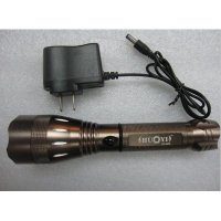 HU8028手电筒