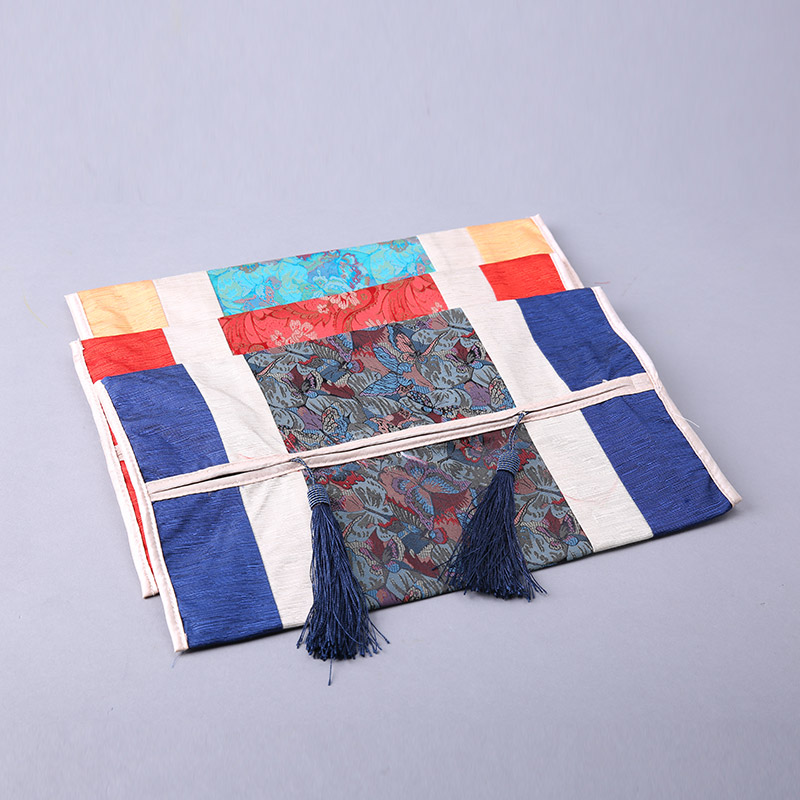 刺绣禅丝纸巾盒 CT2