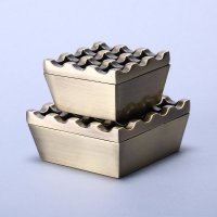 合金烟灰缸十六孔/九孔灰色尚个性酒店礼品装饰烟盅实用带盖防风易清洗烟缸 16K3/9K3