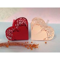 爱心镂空盒