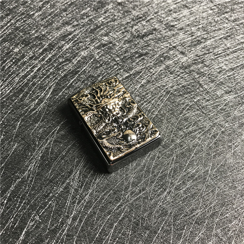 便携防风金属打火机小巧时尚创意打火机点烟器3