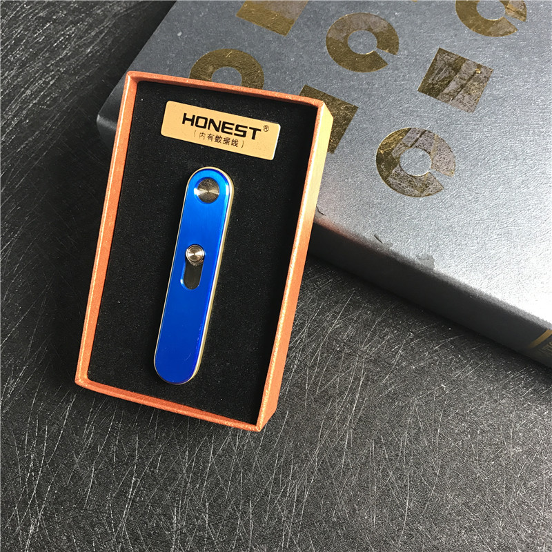 便携防风金属打火机小巧时尚创意打火机点烟器2