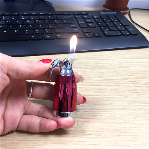 热水壶造型红色打火机 创意个性防风明火打火机创意礼物3