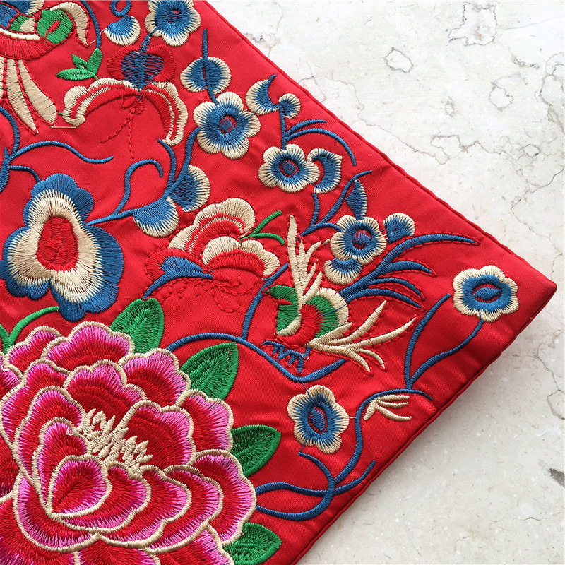 民族刺绣桌垫鼠标垫（红色）2