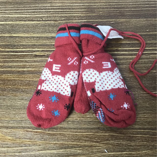 时尚实用保暖手袜