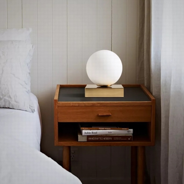 现代简约球形玻璃样板间灯具设计师样板会所书房卧室台灯