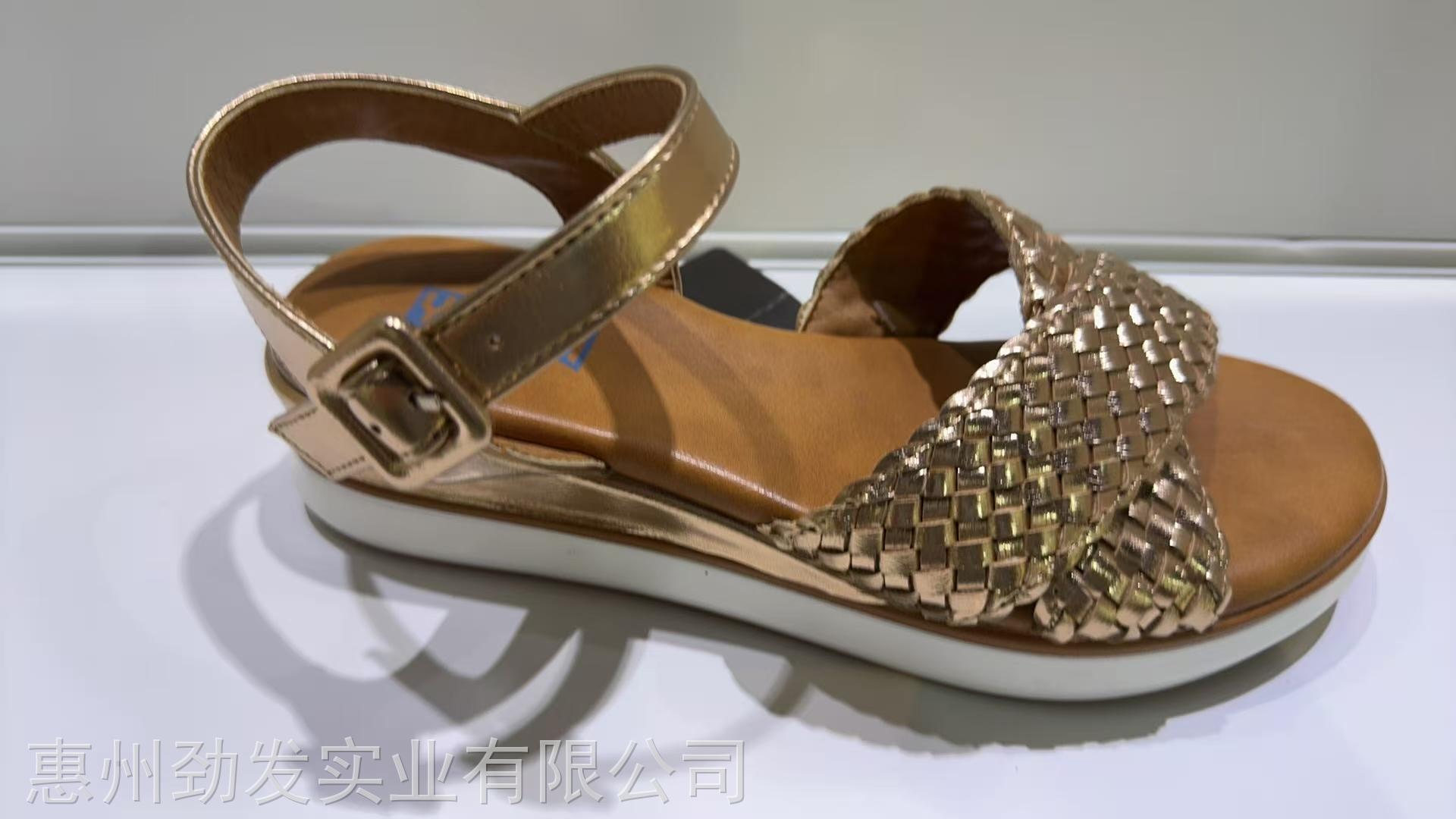 微信图片_2025-10-17_144122_620.jpg