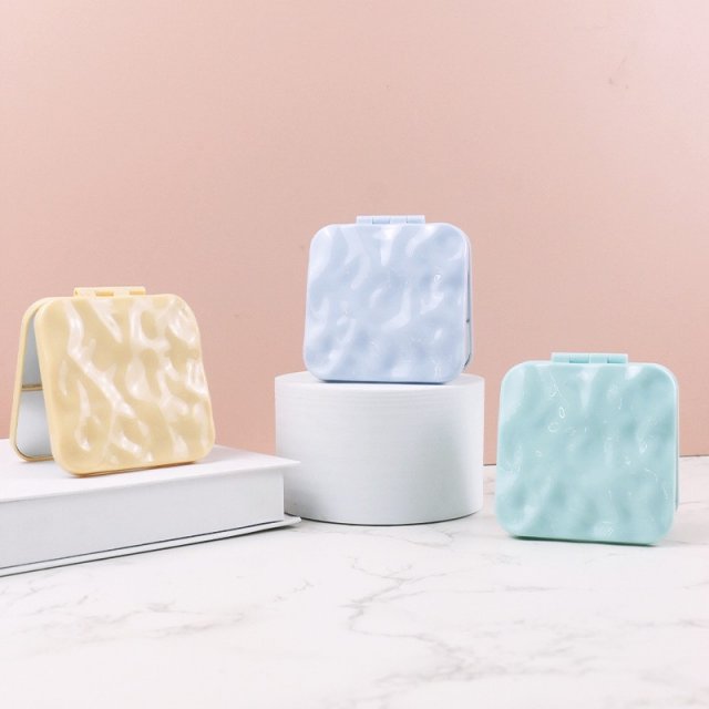 [胜雅] 水波纹中方时尚奶油色ins风家用便携口袋化妆镜创意方形化妆镜