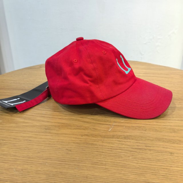 [ubermensch] 红帽子