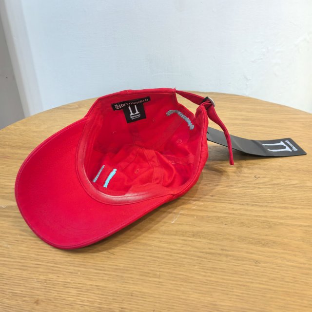 [ubermensch] 红帽子